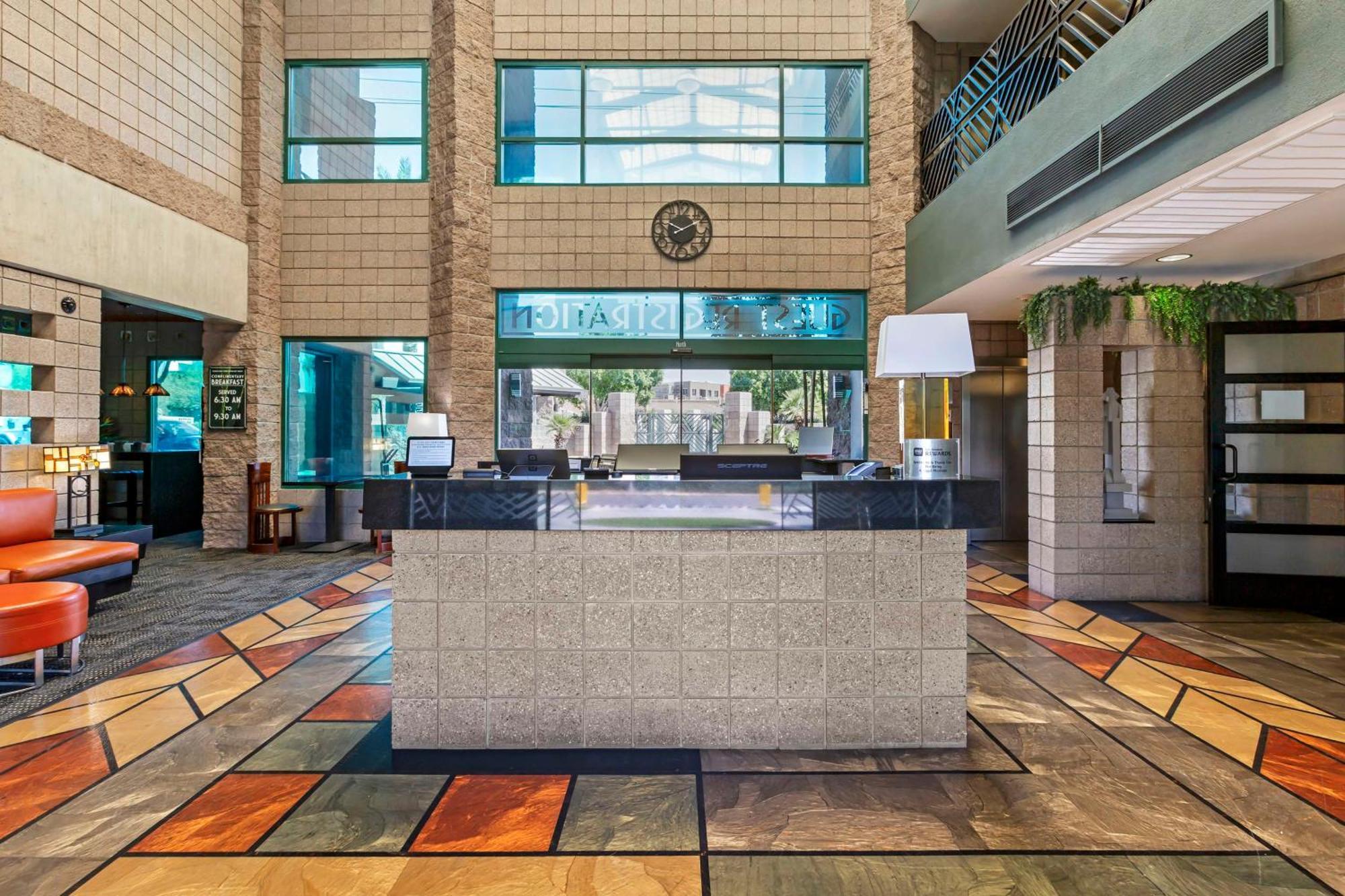 Best Western Plus Sundial Скоттсдейл Экстерьер фото